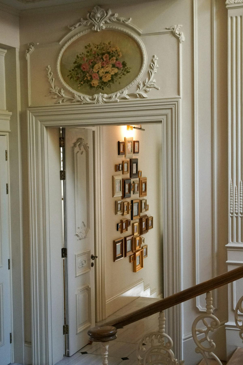 Door Toppers: The Small Detail That Changes Everything