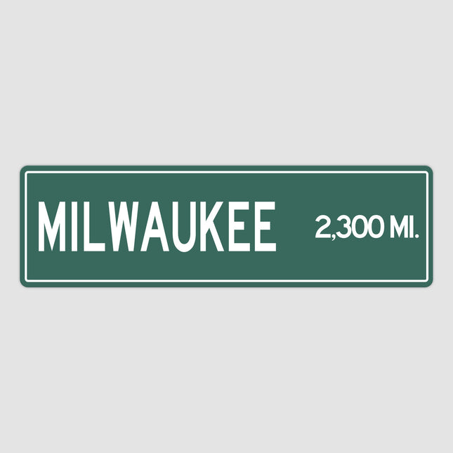 PERSONALIZED MILWAUKEE Sign, Milwaukee City Distance Sign, City of Milwaukee Gift, Milwaukee Gifts, Milwaukee Souvenir, Milwaukee Sign