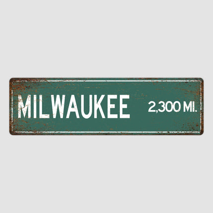 PERSONALIZED MILWAUKEE Sign, Milwaukee City Distance Sign, City of Milwaukee Gift, Milwaukee Gifts, Milwaukee Souvenir, Milwaukee Sign