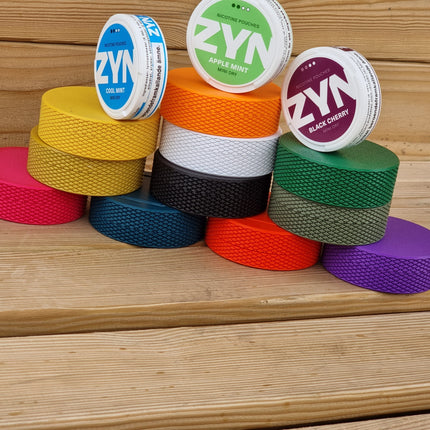 Nicotine Pouch Keeper – Compact ZYN Screw Container Holder - Close Up Detail View