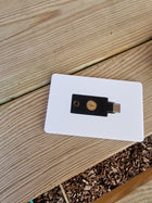 Premium Slim Wallet Card Holder for YubiKey – Secure & Durable - Keyring | Personalised Gift