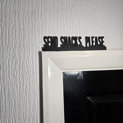 Send Snacks, Please Door Topper - Close Up Detail View